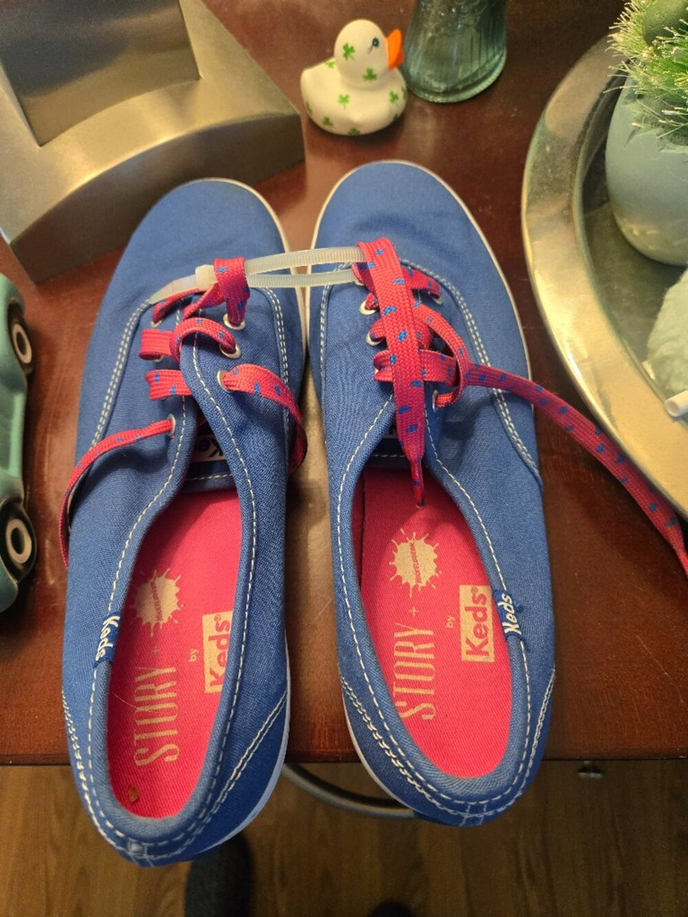 Keds Story sneakers (size 8.5) 💙❤️